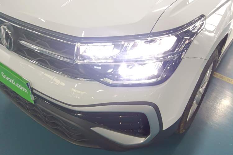 Used Volkswagen Tharu 2023 300TSI Two-Wheel-Drive Crescent Edition Left Front Headlight