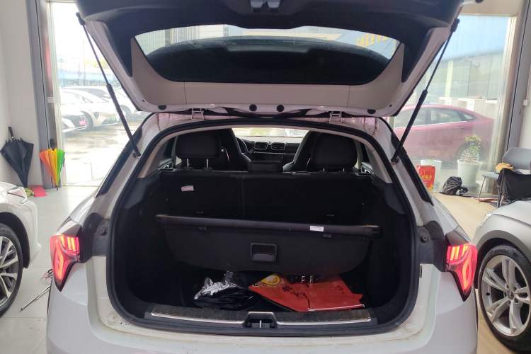 Used Lynk & Co 02 2018 2.0T DCT 4x4 Sport Pro Edition China V Standard Trunk