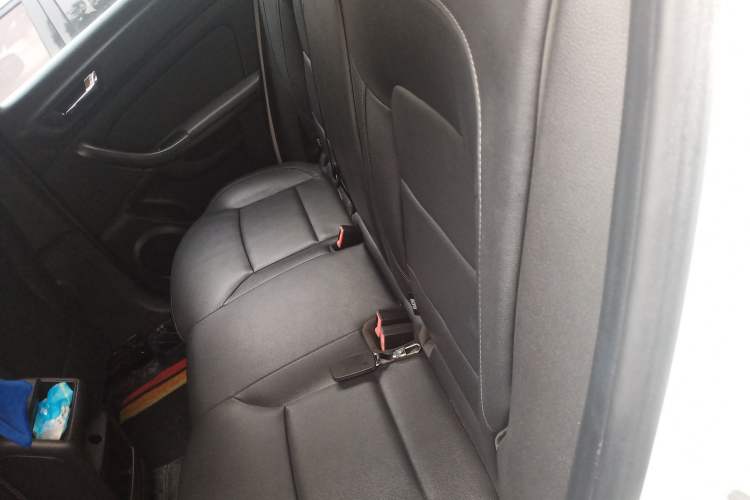 Used Qoros 5 2018 Revised Version 1.6T Automatic Leading Edition