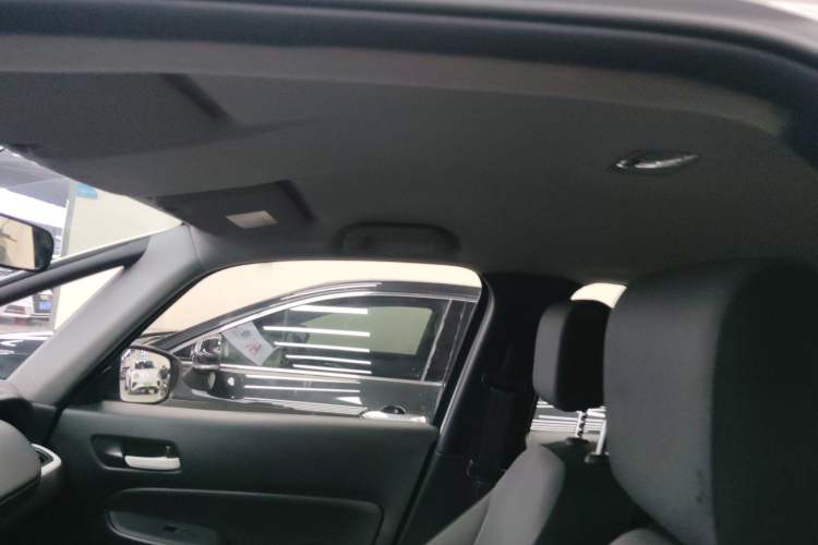 Used Honda Fit 2021 1.5L CVT Trend Edition Headliner