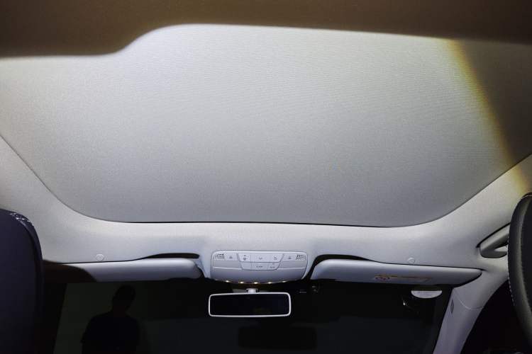 Used Mercedes-Benz E-Class 2019 E 300 L Sport Luxury Edition
