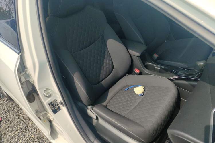 Used Toyota Allion 2022 2.0L Elite Edition Right Front Seat