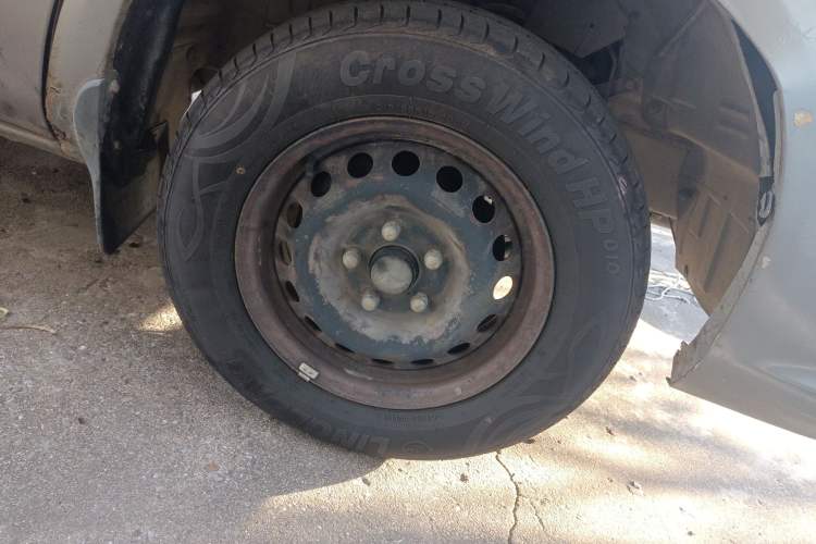 Used FORTHING Lingzhi 2015 M5 Q7 2.0L 7-seat Long-Wheelbase Comfort Model
