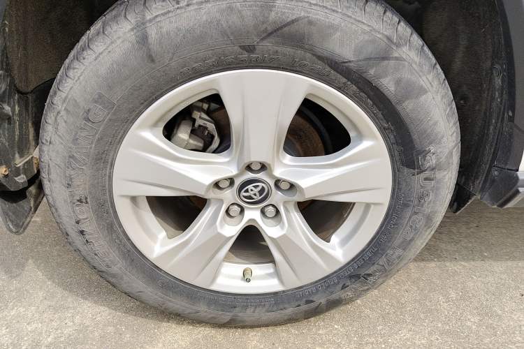 Used Toyota RAV4 2022 2.0L CVT Two-Wheel Drive Urban Edition
