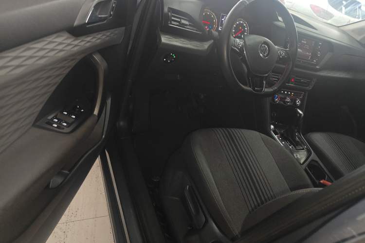 Used Volkswagen Tharu 2020 280TSI Two-Wheel Drive Trend Edition China VI Standard Driver Seat