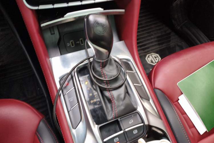 Used MG HS 2019 20T Automatic Two-Wheel Drive Trophy Super Sport Version China VI Standard
