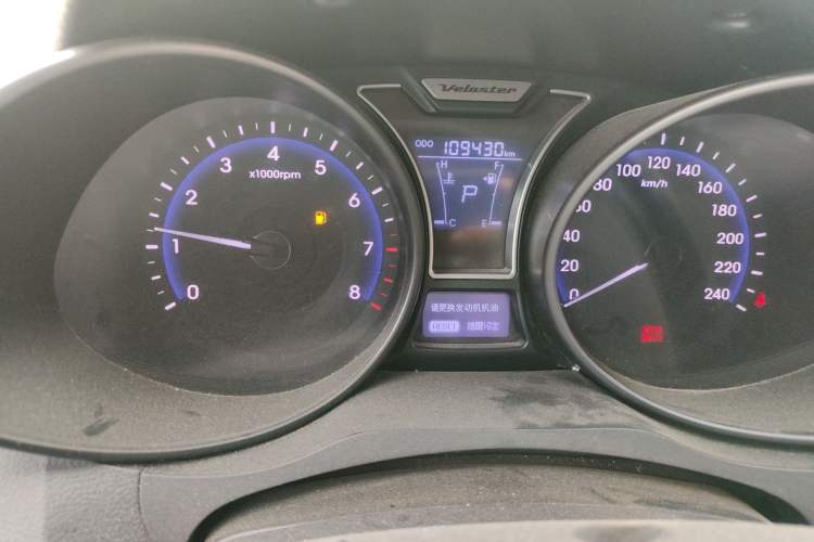 Used Hyundai Veloster 2012 1.6T Automatic Luxury Edition Instrument Cluster