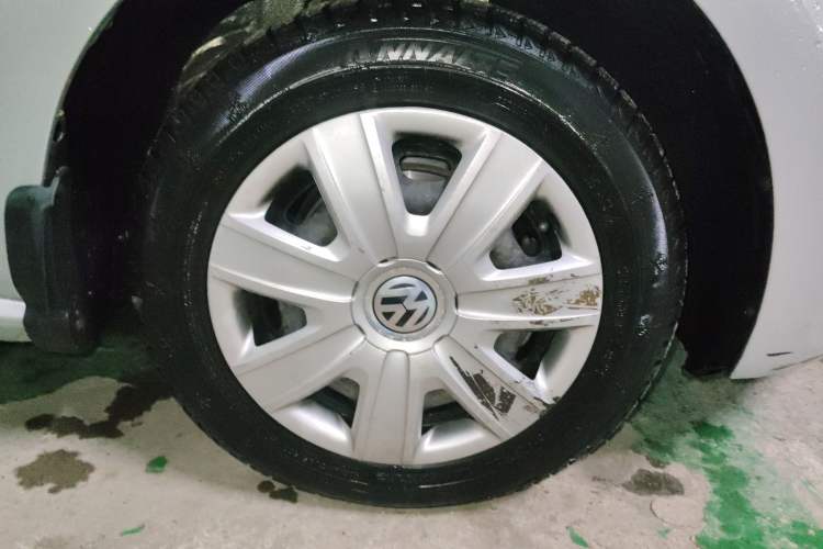 Used Volkswagen Polo 2013 1.4L Manual Fashion Edition