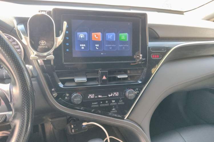 Used Toyota Camry 2023 Dual-Motor 2.5 HGVP Leading Edition
