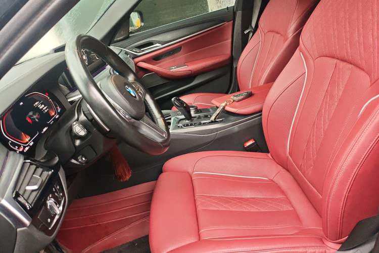 Used BMW 5 Series 2023 530Li Luxury Edition M Sport Package Left Front Seat