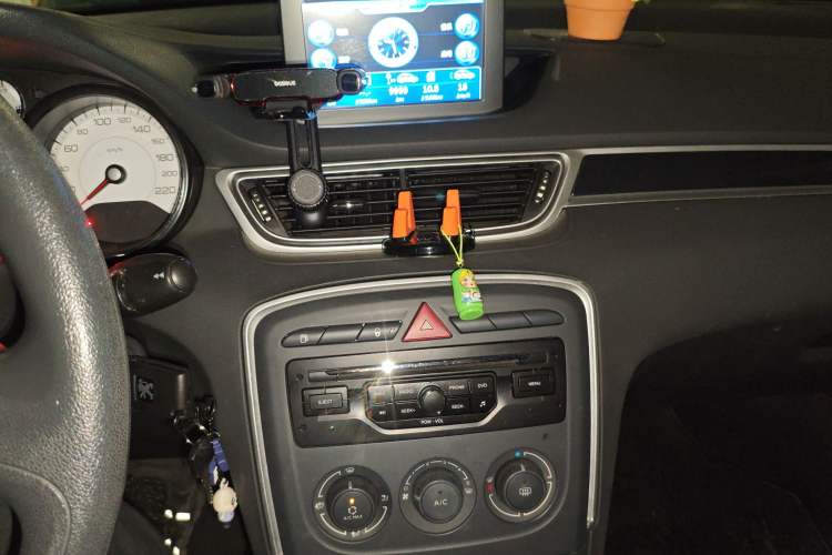 Used Peugeot 308 2013 1.6L Automatic YouShang Model
