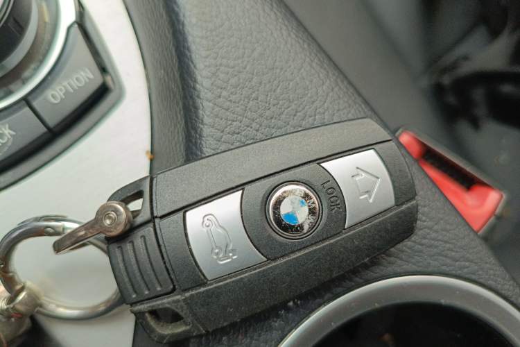Used BMW X1 2014 sDrive18i Leading Model Vehicle Key