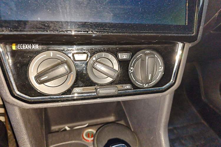 Used Volkswagen Jetta 2017 1.5L Automatic Comfort Model