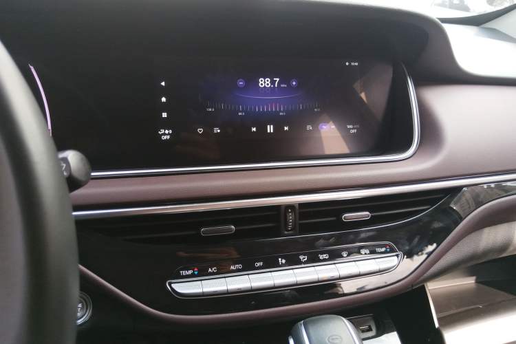 Used GAC Trumpchi M6 2023 PRO 270T DCT Luxury Edition
