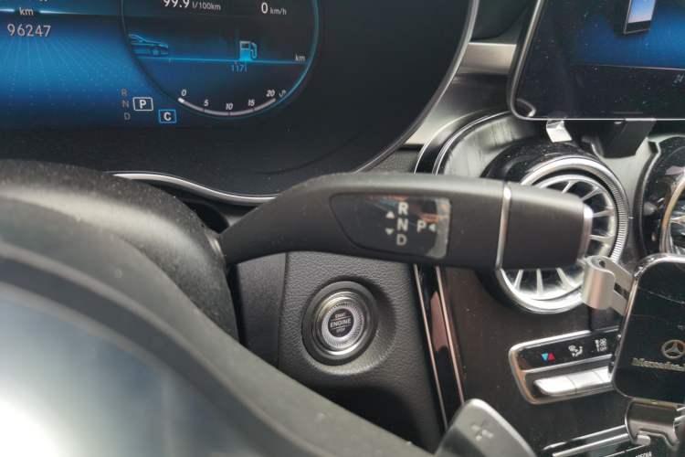 Used Mercedes-Benz C-Class 2021 C 260 L Sport Edition Gear Lever