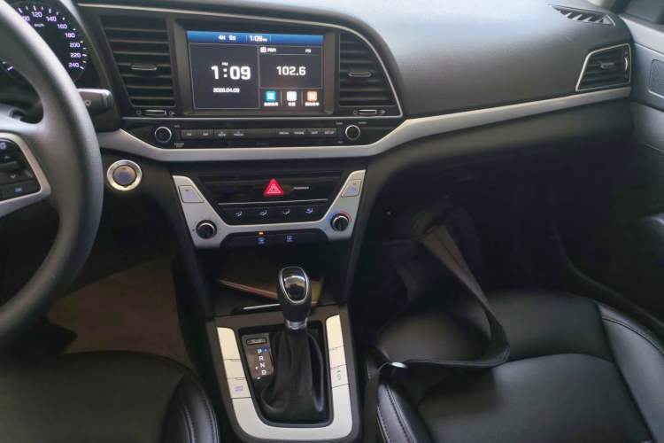 Used Hyundai Elantra (6th Generation / Lingdong) 2016 1.6L Automatic ZhiXuan – Elite Version