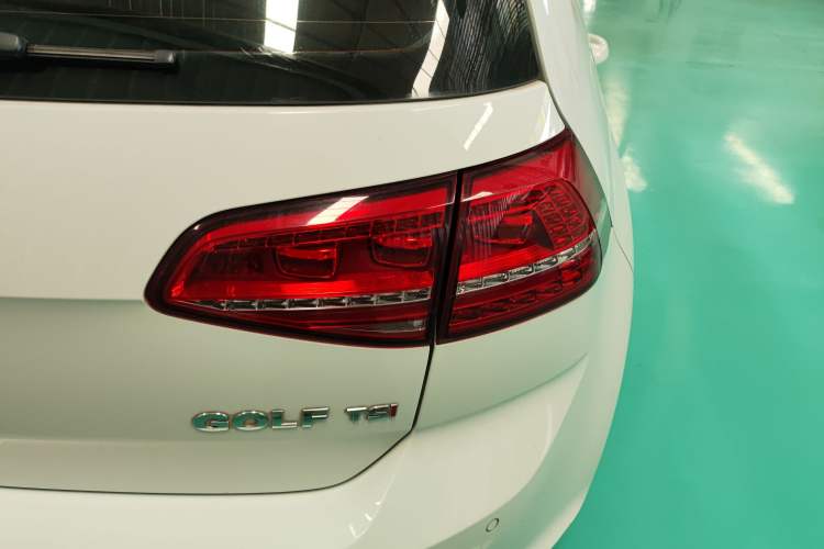 Used Volkswagen Golf 2015 1.4TSI Automatic Flagship Model
