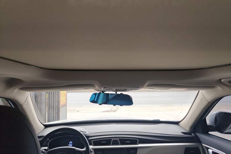 Used Geely Auto Emgrand X7 Sport 2018 1.8TD Automatic Two-Wheel Drive Smart Connect 4G Internet Edition