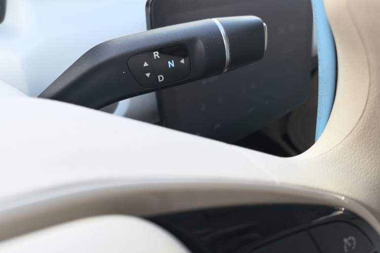 Used Leapmotor T03 2025 403 Comfort Edition Gear Lever