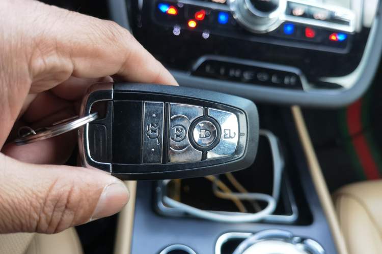 Used Lincoln Corsair 2021 2.0T Two-Wheel-Drive Luxury Edition