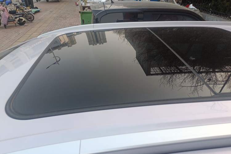 Used AION Y 2022 Plus 70 Tech Edition