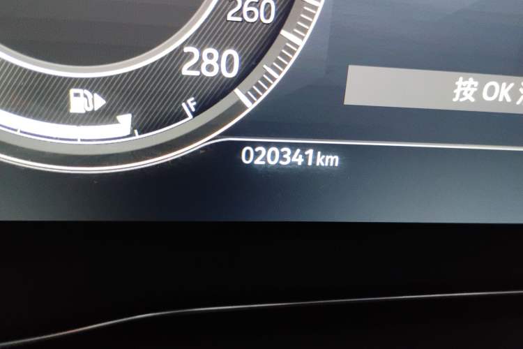 Used Jaguar E-PACE 2024 All-New R-DYNAMIC S Sport Edition Odometer Close Up