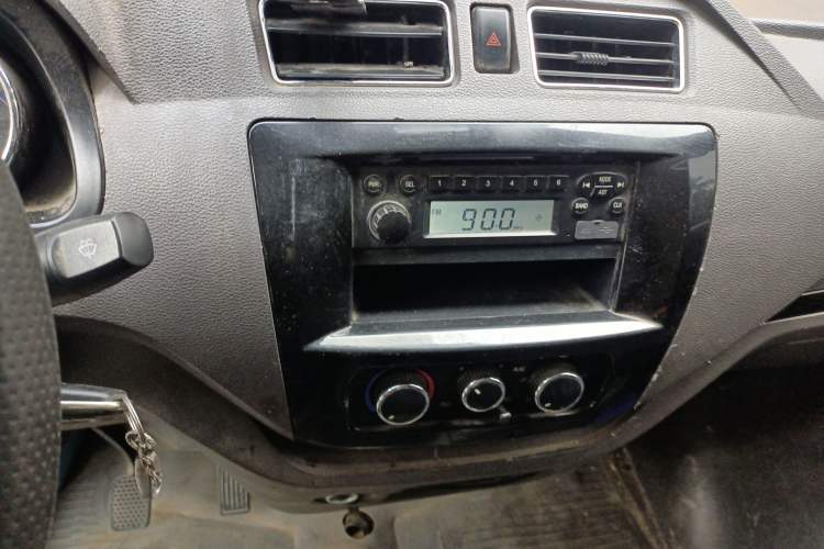 Used King Long Longyao 6 2022 Van Series CATL 41.86 kWh