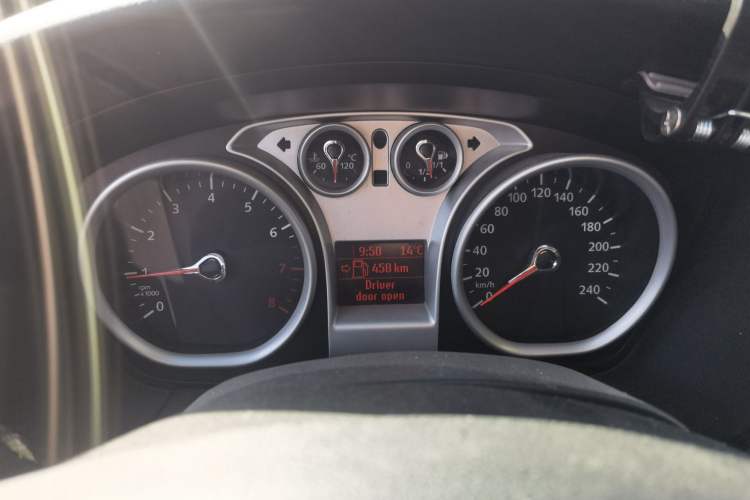 Used Ford Focus 2013 Hatchback Classic 1.8L Automatic Base Model