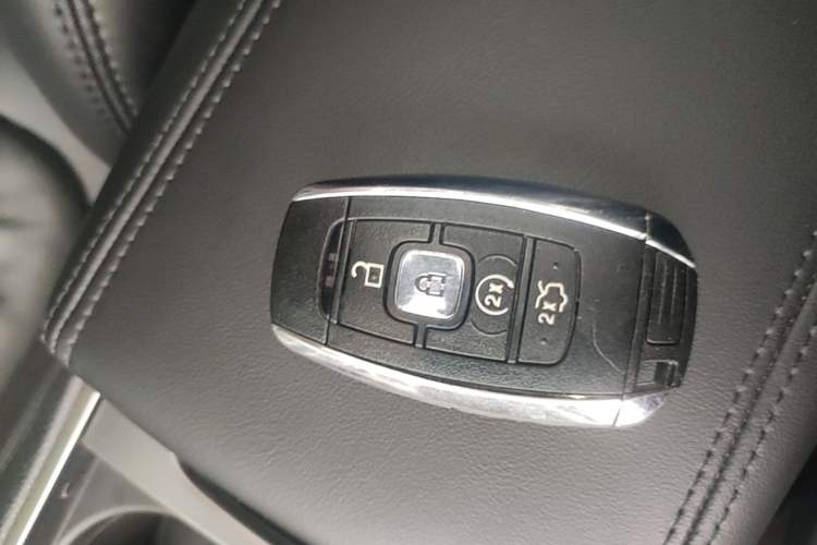 Used Lincoln MKZ 2018 2.0T Luxury Edition

