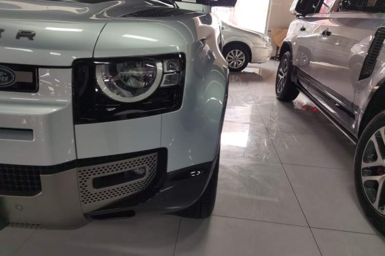 Used Land Rover Defender 2021 90 P400 X-DYNAMIC S
