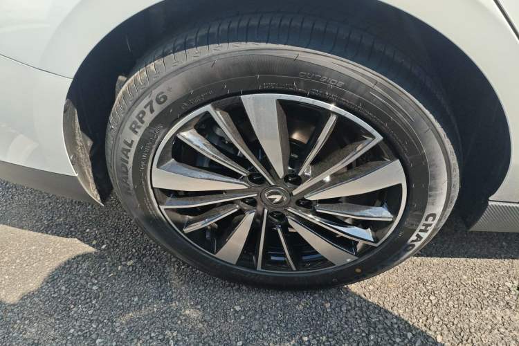 Used CHANGAN Eado PHEV 2025 Smart New Blue Whale 145KM High-Energy Edition
