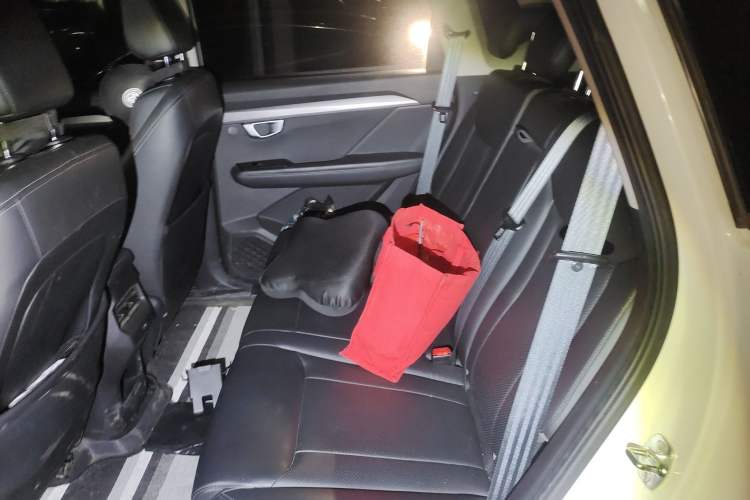 Used Wuling Asta 2021 1.5T CVT Starlight Edition
