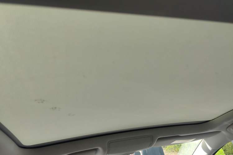 Used Volkswagen Touran 2018 Volkswagen Touran L 280TSI DSG Comfort Edition 7 Seats China V Emission Standard Headliner