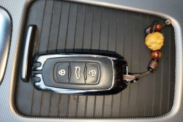 Used Geely Auto Emgrand GL 2018 1.8L DCT Elite Smart Connectivity Version Vehicle Key