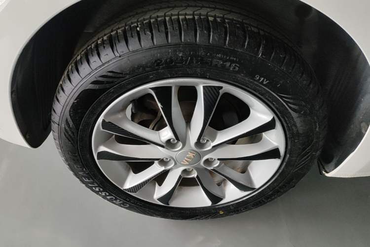 Used Kia K3 2017 1.6L Automatic 15th Anniversary Special Edition GLS
