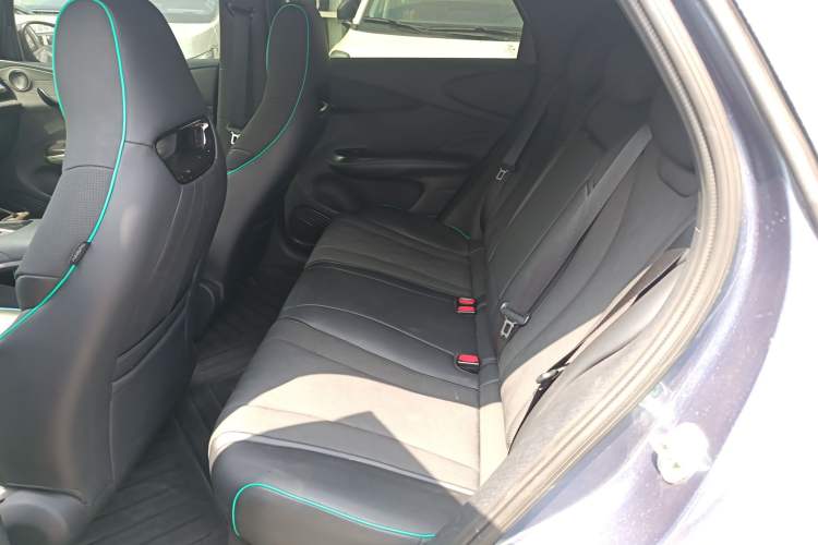 Used BYD Dolphin 2024 Honor Edition 420km Fashion Version
