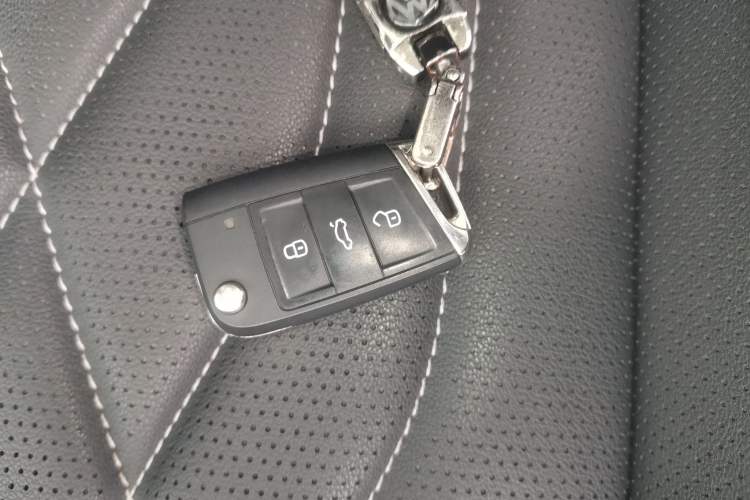 Used Volkswagen Tiguan L 2022 330TSI Automatic Two-Wheel Drive R-Line Enhanced Edition