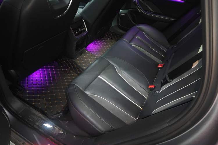 Used Hongqi H6 2023 2.0T ZhiZhen Edition Left Rear Seat
