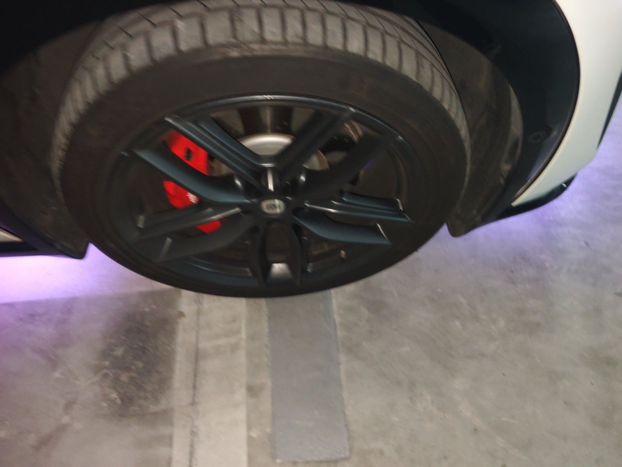 Xiaomi Auto YU7 2025 Ultra-Long Range High-Performance All-Wheel-Drive Max Edition — снимка 8