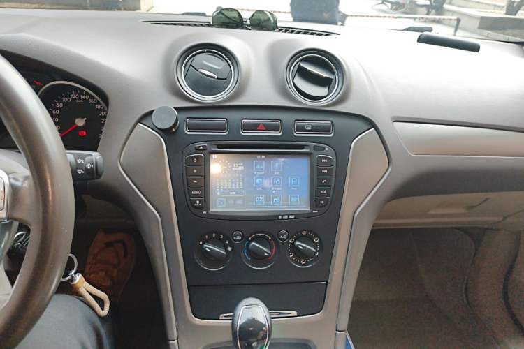 Used Ford Mondeo 2011 2.3L Fashion Edition
