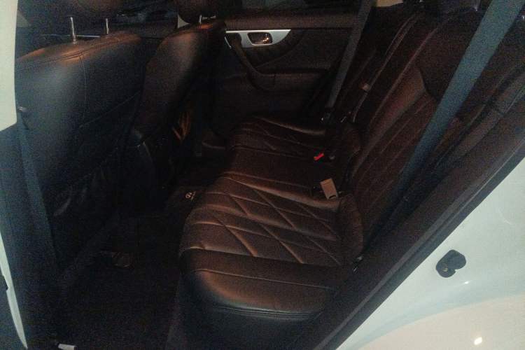 Used Infiniti FX 2011 FX35 Standard Edition Left Rear Seat