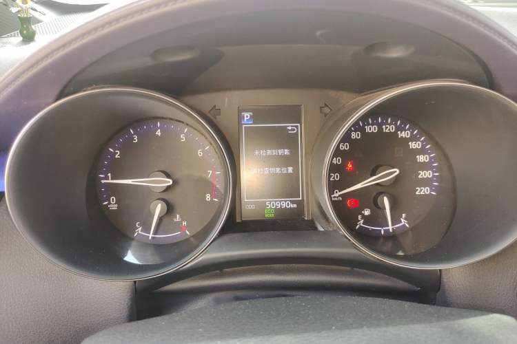 Used Toyota IZOA 2020 2.0L Yichi Version
