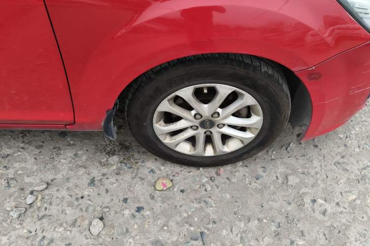 Used Ford Focus 2012 Hatchback Classic 1.8L Manual Base Model Right Front Wheel Hub