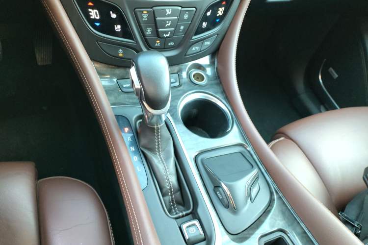 Used Buick Envision 2014 28T Four-Wheel Drive All-Terrain Flagship Edition Gear Lever