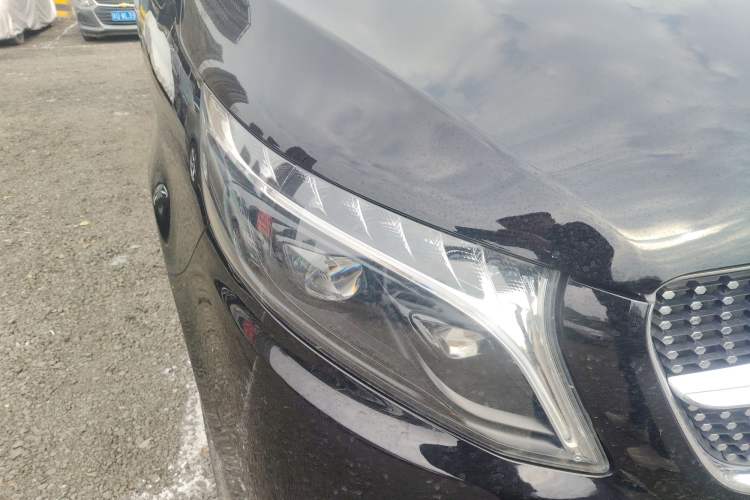 Used Mercedes-Benz V-Class 2022 V 260 L Long-wheelbase Luxury Edition Right Front Headlight