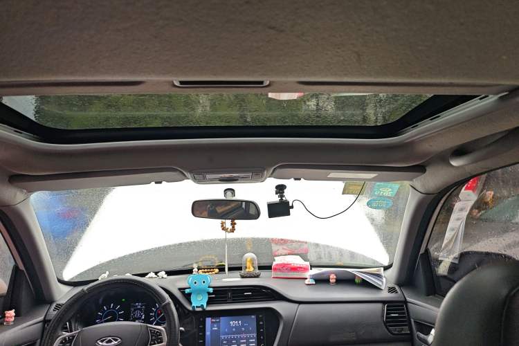 Used Chery Tiggo 3 2016 1.6L Manual ZhiShang Edition Headliner