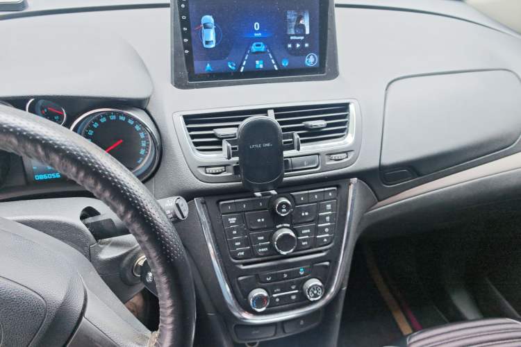 Used Buick Encore 2015 1.4T Automatic Two-Wheel Drive Urban Elite Version