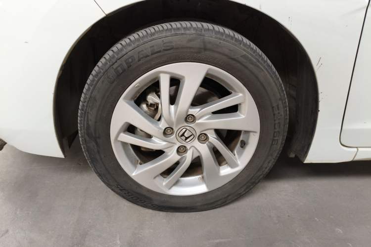 Used Honda Fit 2016 1.5L LXS CVT Comfort Sunroof Version Exterior 4