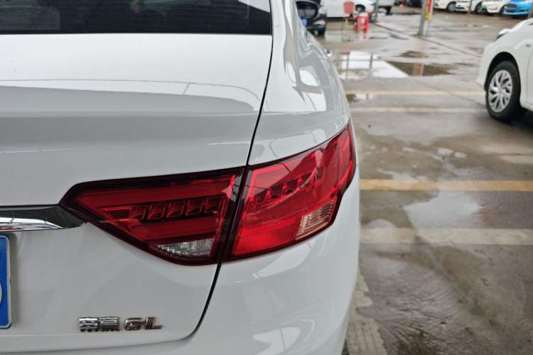 Used Geely Auto Emgrand GL 2020 1.4T CVT Luxury Model Right Rear Taillight