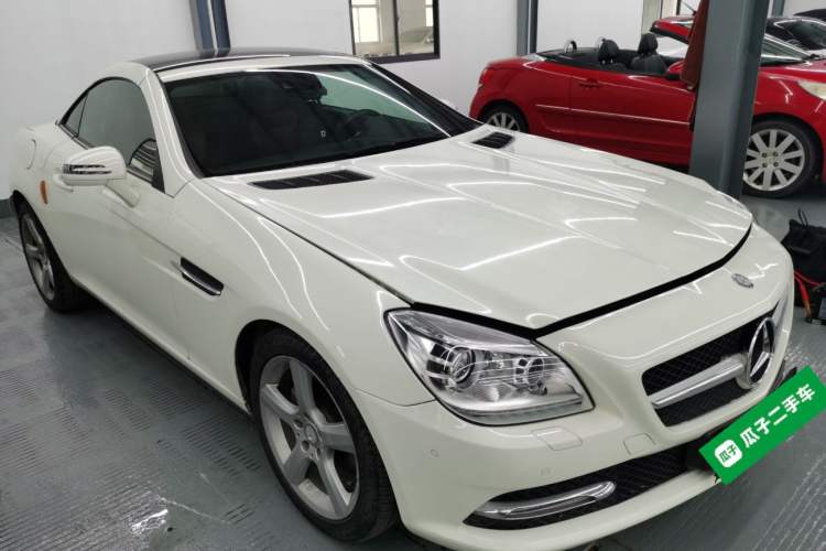 Used Mercedes-Benz SLK-Class 2011 SLK 200 Fashion Model
